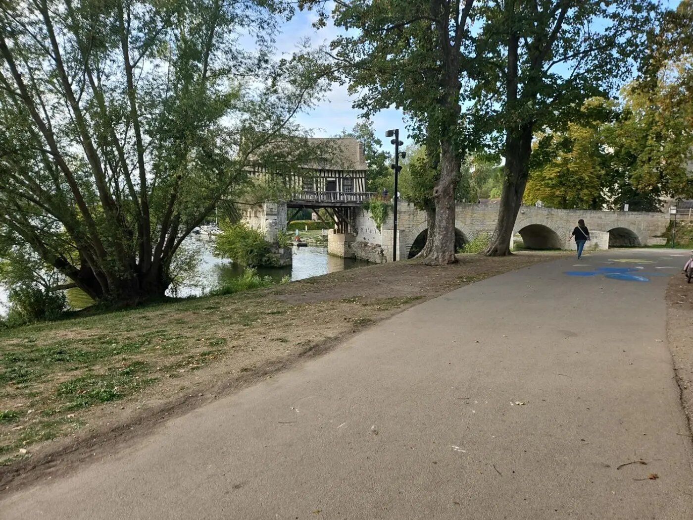 Le Vieux-Moulin de Vernon au bord de la Seine